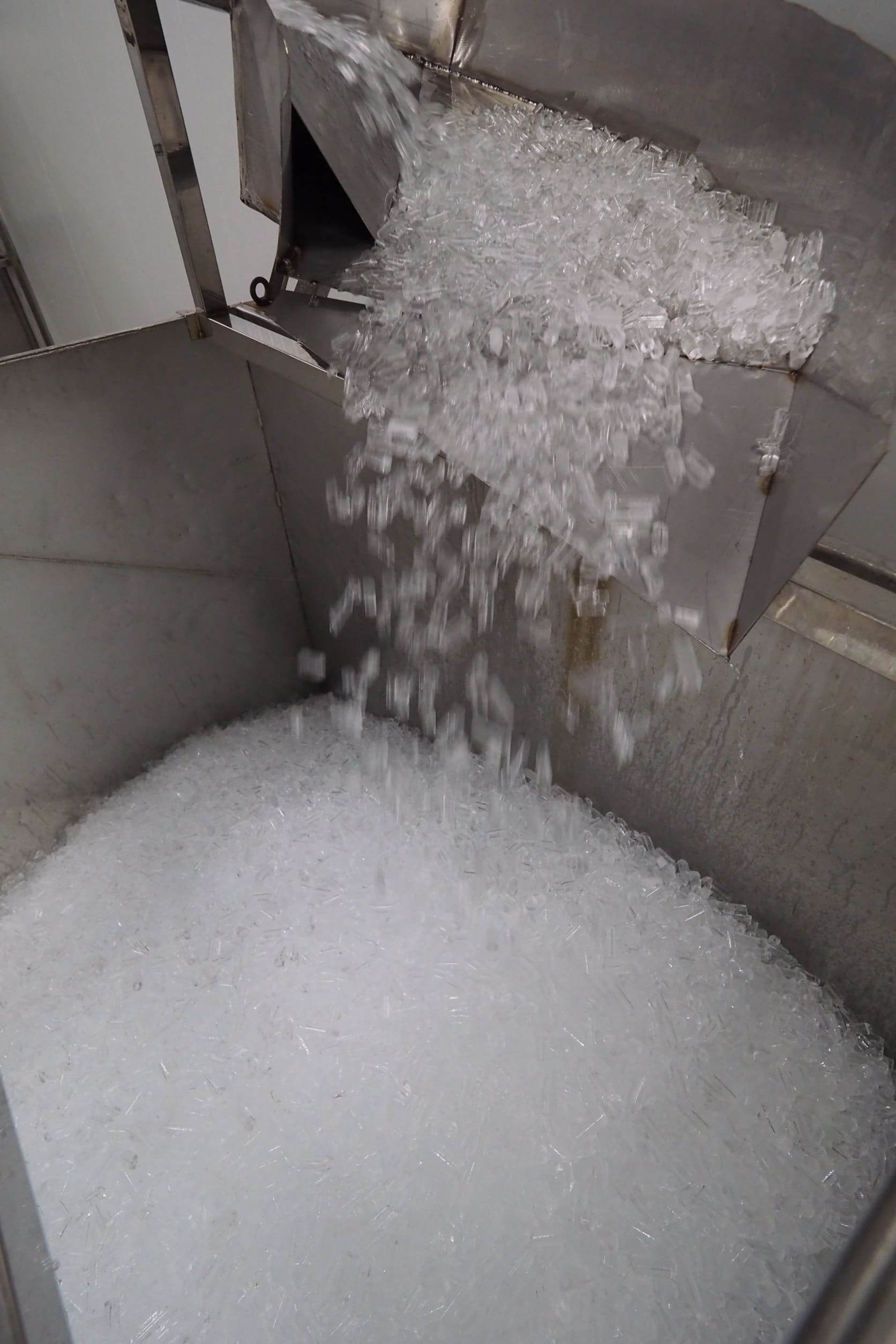 น้ำแข็ง