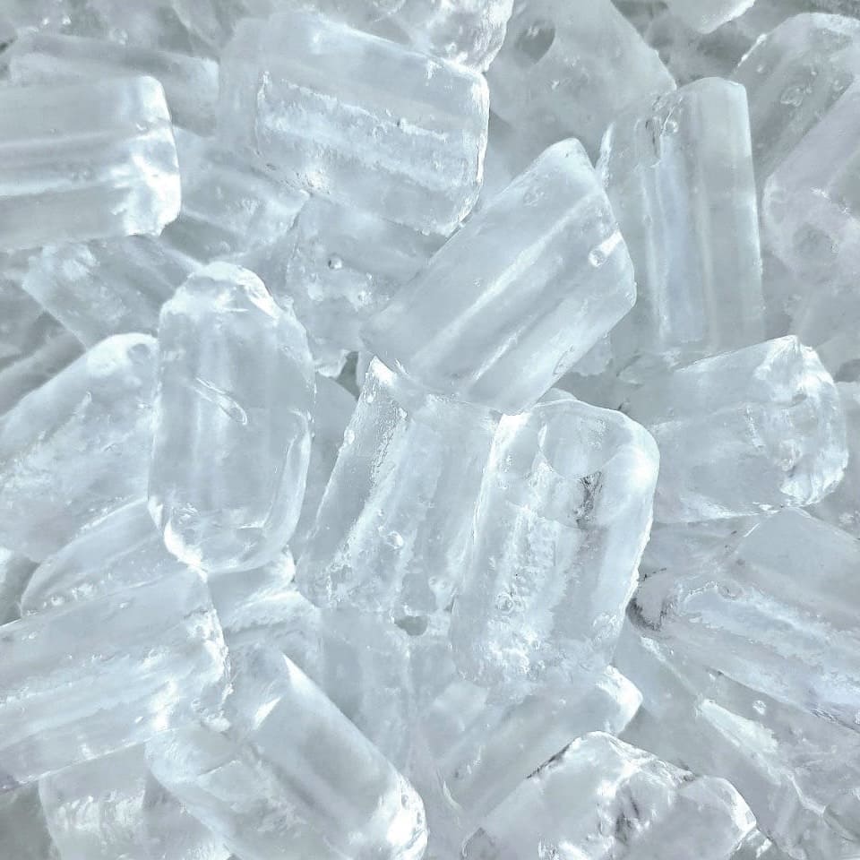 น้ำแข็งหลอดใหญ่